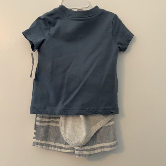 Carter's 3 Piece Summer Outfit. - Picture 4 of 4